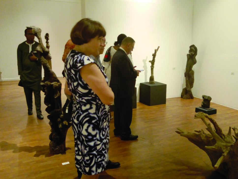 Exposition de Epaphras à l’Institut Français de Cotonou:Une trentaine d’œuvres du sculpteur murmurent les mythes ancestraux